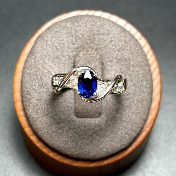 VTG Sterling Silver 925 Synthetic Sapphire Wave Bypass Design Ring Size 8.75 - Picture 1 of 11